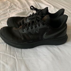Women’s Black Nike Training In Season TR 8